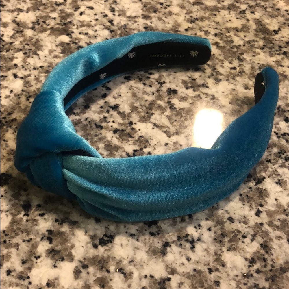 lele sadoughi blue velvet headband!